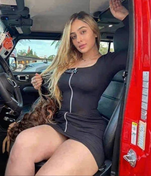 Independent College Escort in Aerocity